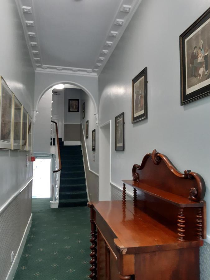 לונדון Crescent Hotel מראה חיצוני תמונה